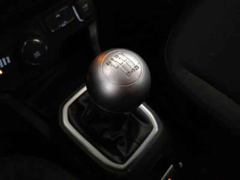 Jeep Renegade usata a Modena (17)