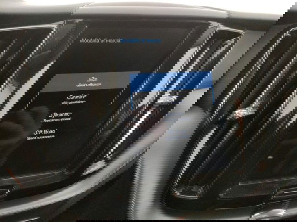 Volvo XC60 usata a Modena (19)