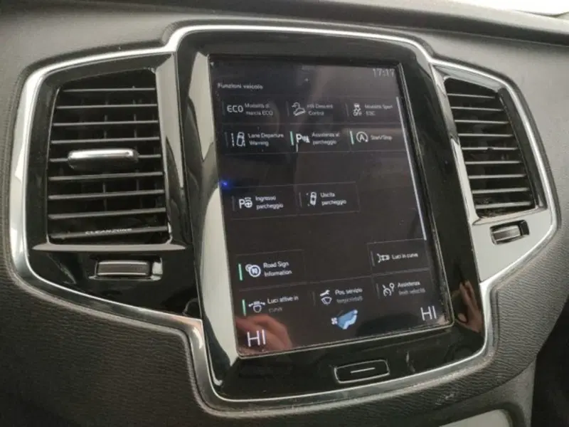 Volvo XC90 usata a Modena (16)