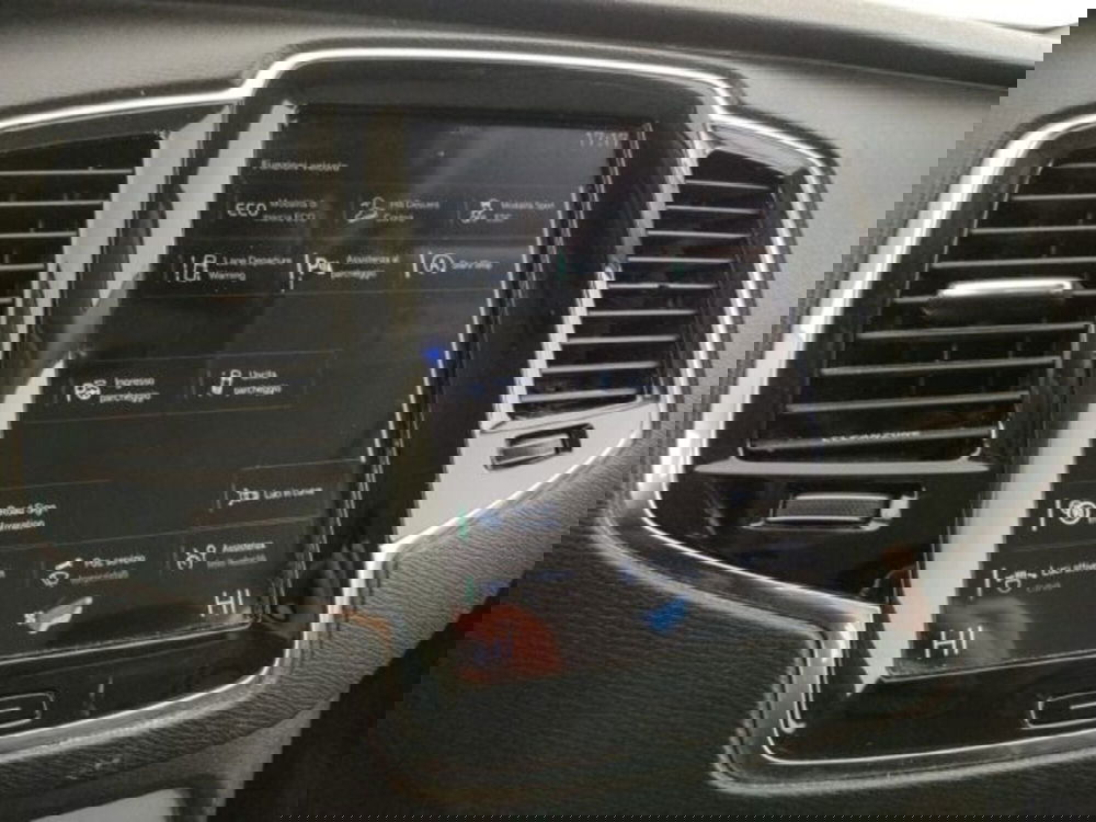 Volvo XC90 usata a Modena (16)