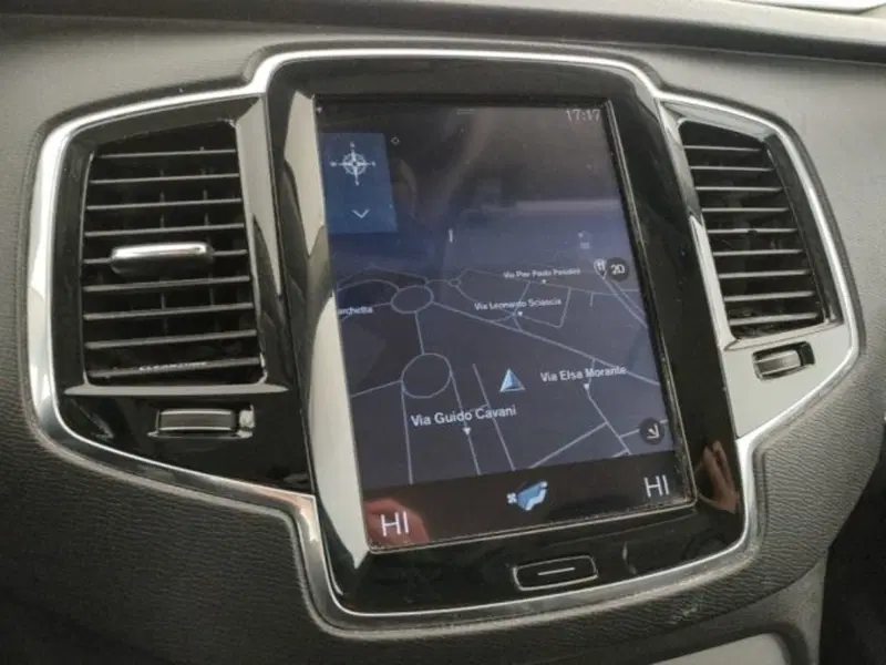 Volvo XC90 usata a Modena (18)