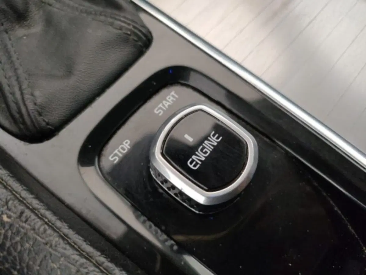 Volvo XC90 usata a Modena (20)