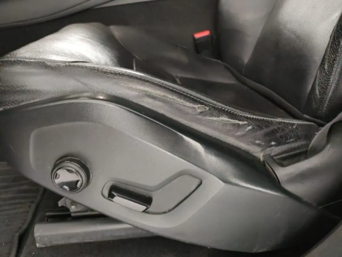 Volvo XC90 usata a Modena (9)