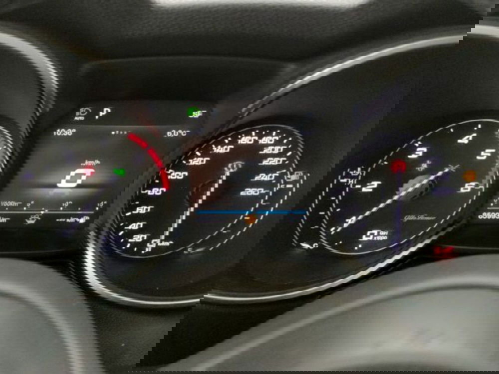 Alfa Romeo Stelvio usata a Modena (12)