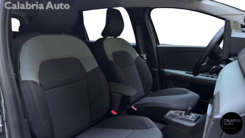 Dacia Jogger nuova a Reggio Calabria (11)
