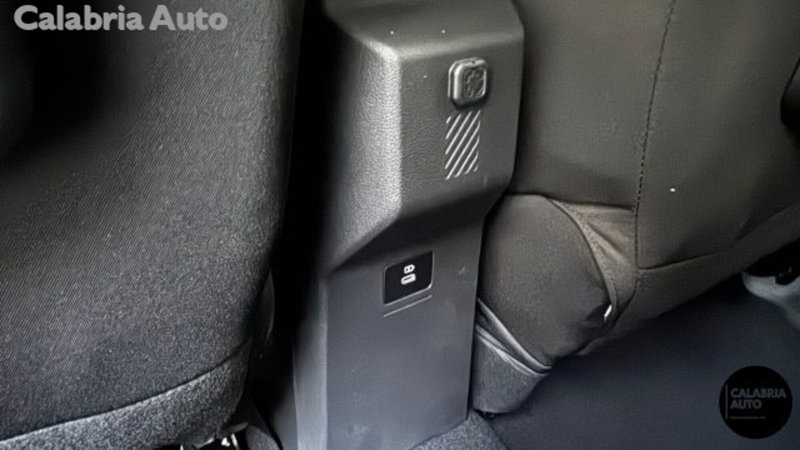 Dacia Jogger nuova a Reggio Calabria (17)