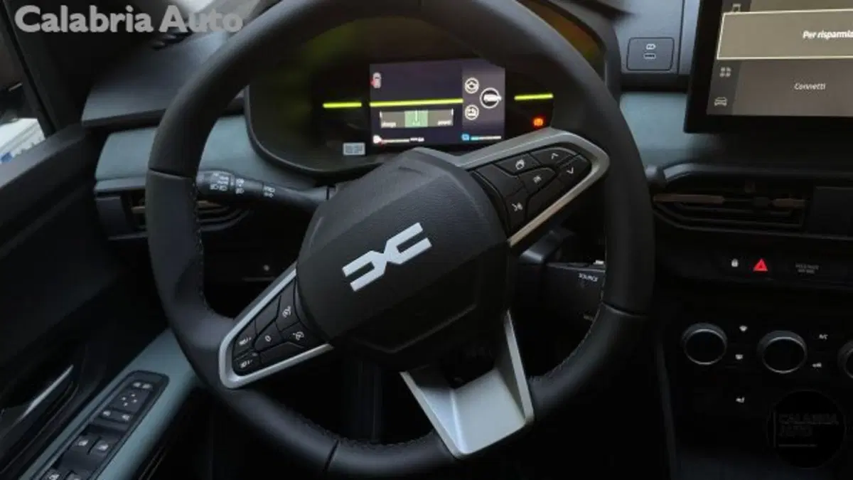 Dacia Jogger nuova a Reggio Calabria (9)