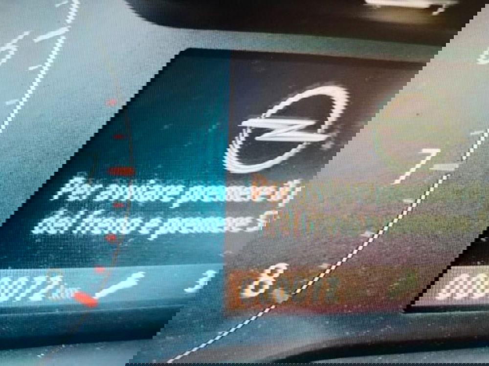 Opel Crossland nuova a Forlì-Cesena (5)