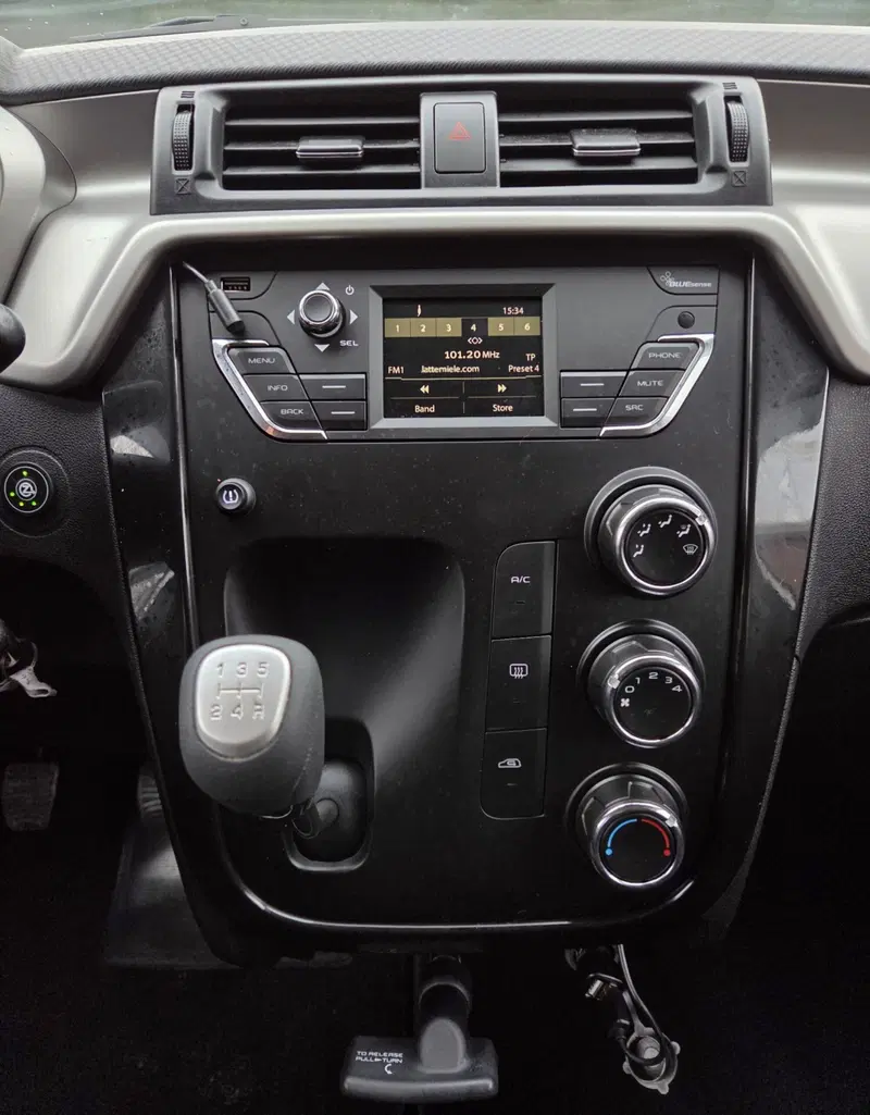 Mahindra KUV100 usata a Torino (10)