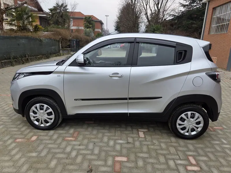 Mahindra KUV100 usata a Torino (14)