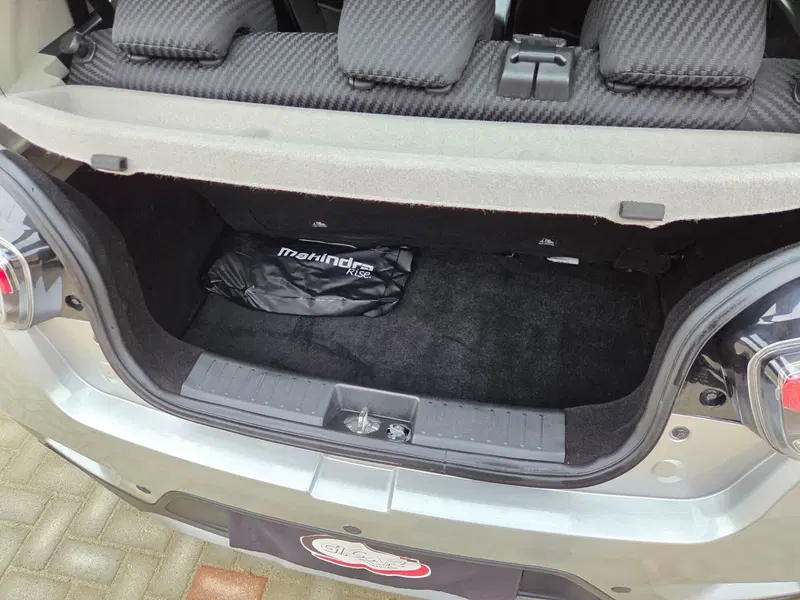 Mahindra KUV100 usata a Torino (17)