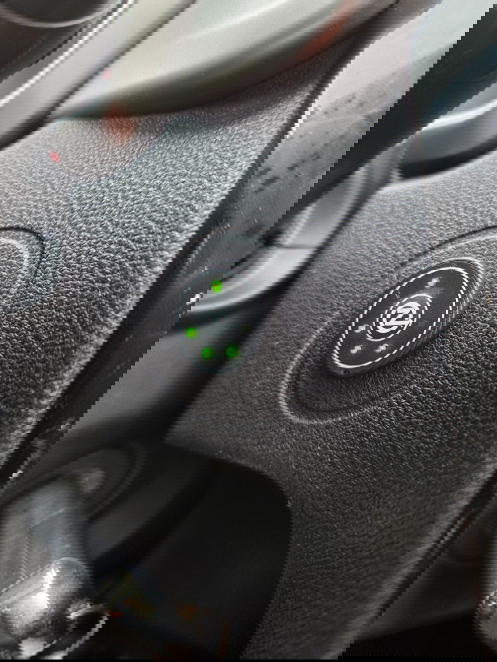 Mahindra KUV100 usata a Torino (19)