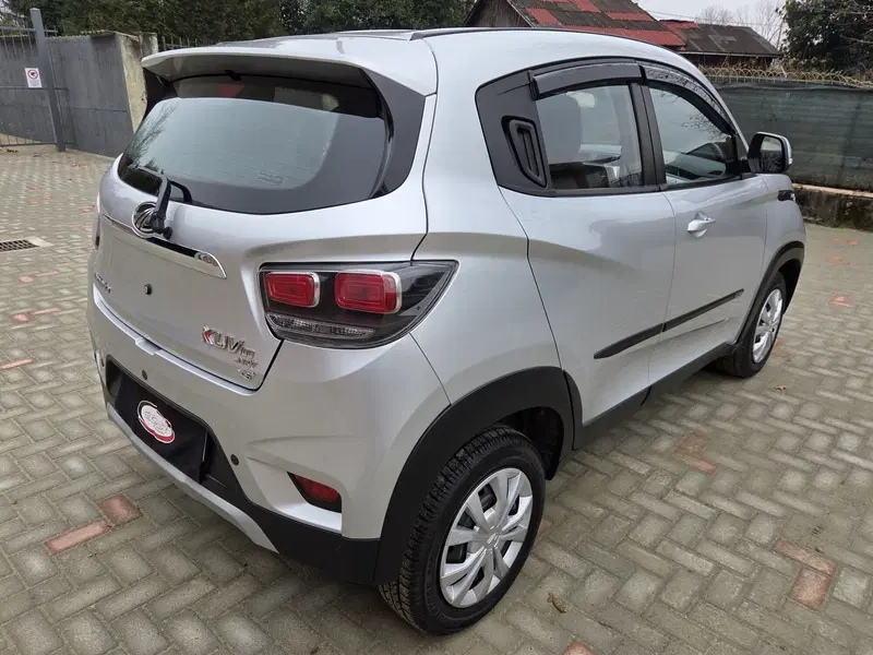 Mahindra KUV100 usata a Torino (3)