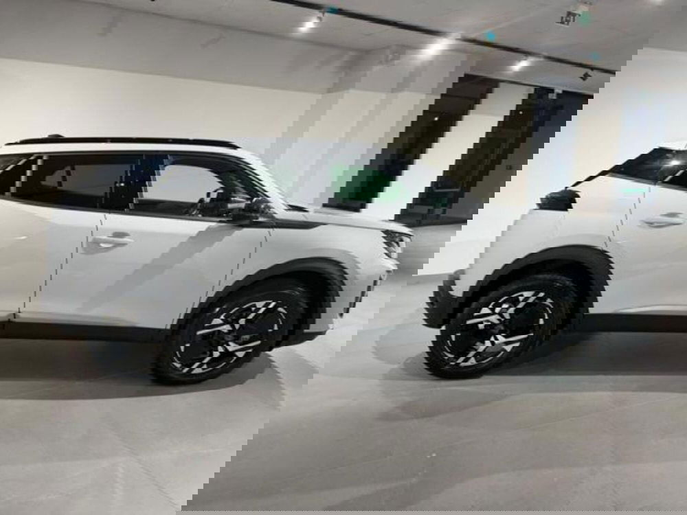 Peugeot 2008 nuova a Salerno (3)