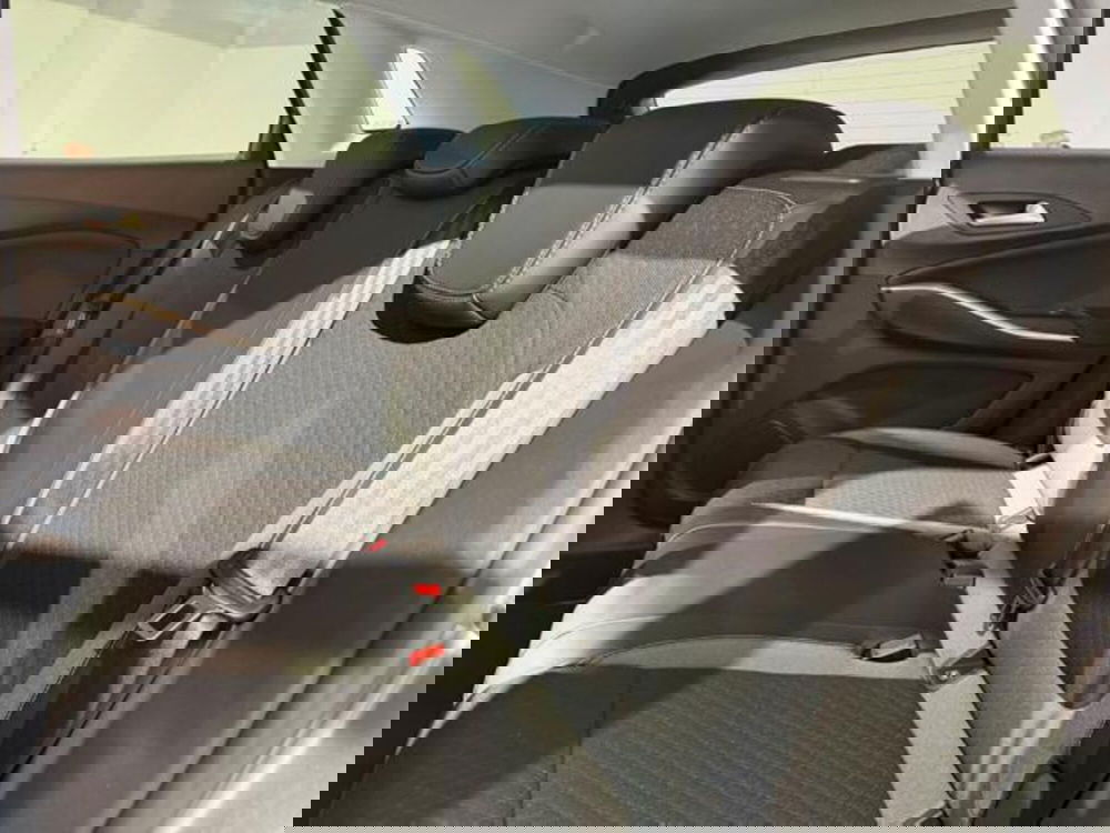 Opel Grandland nuova a Salerno (12)