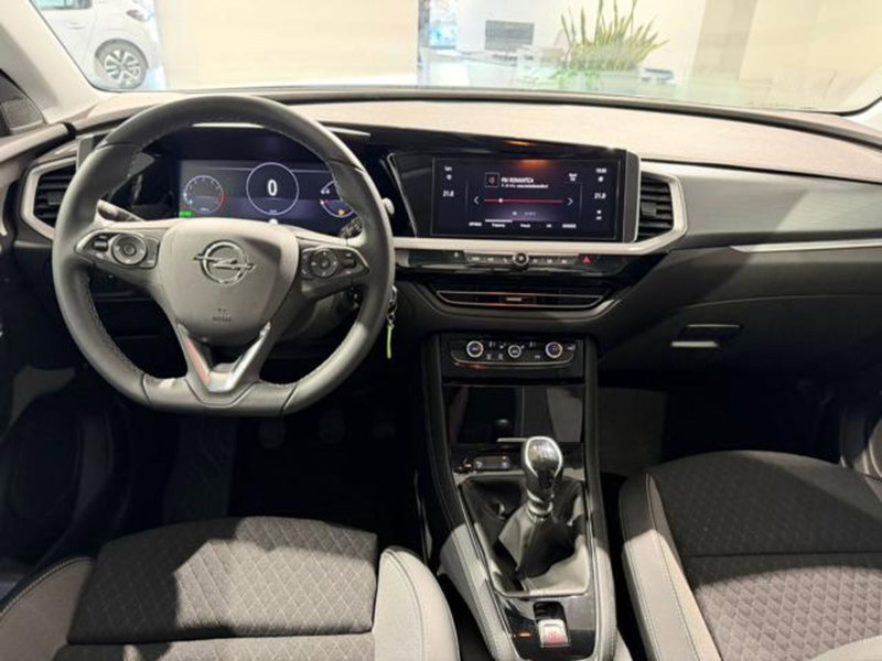 Opel Grandland nuova a Salerno (13)