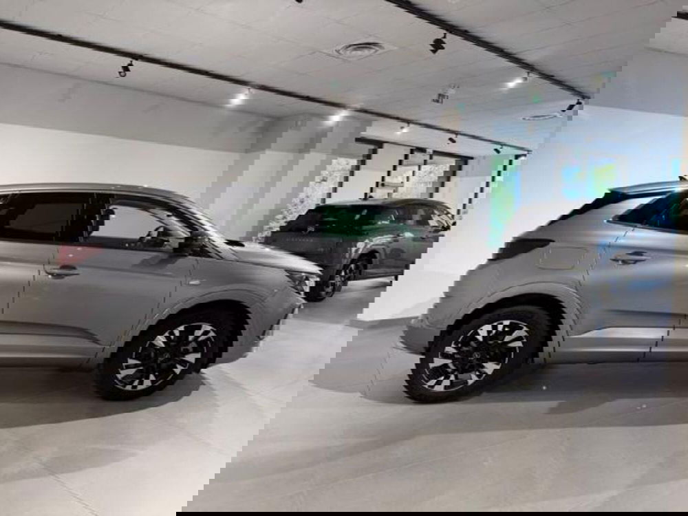 Opel Grandland nuova a Salerno (3)