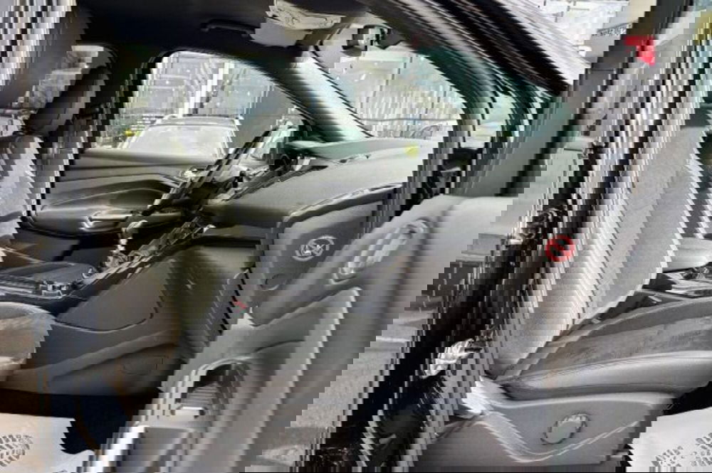 Ford Kuga usata a Latina (8)