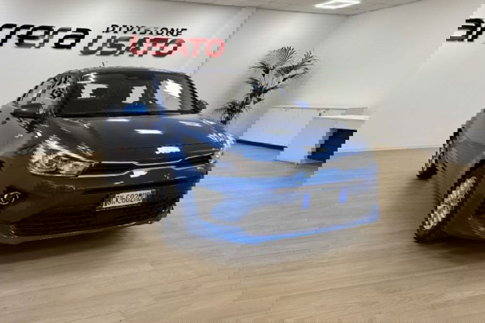 Kia Rio usata a Latina