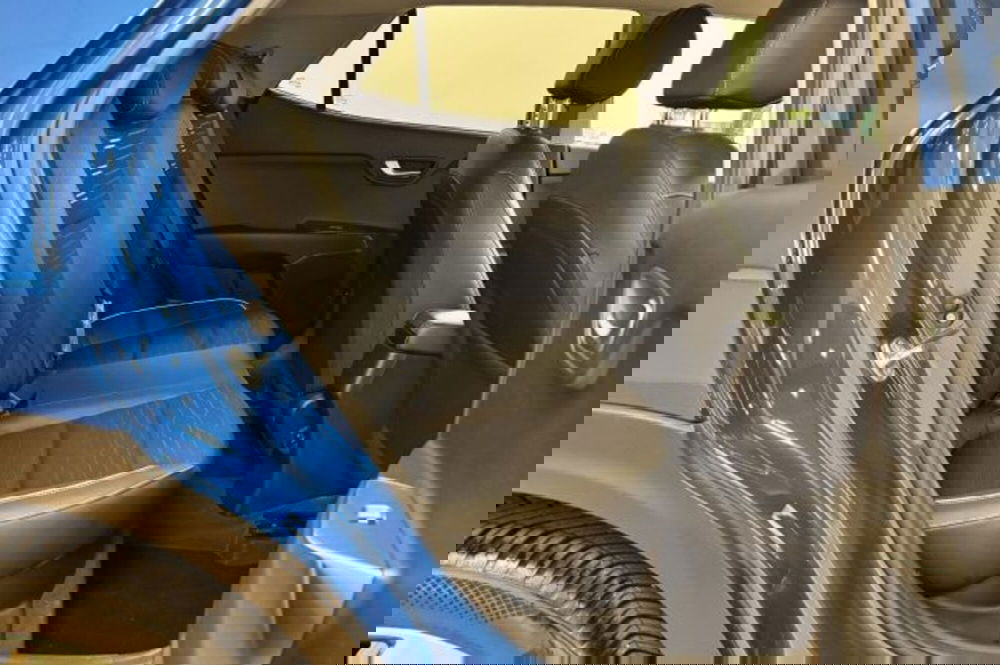 Kia Stonic usata a Latina (10)