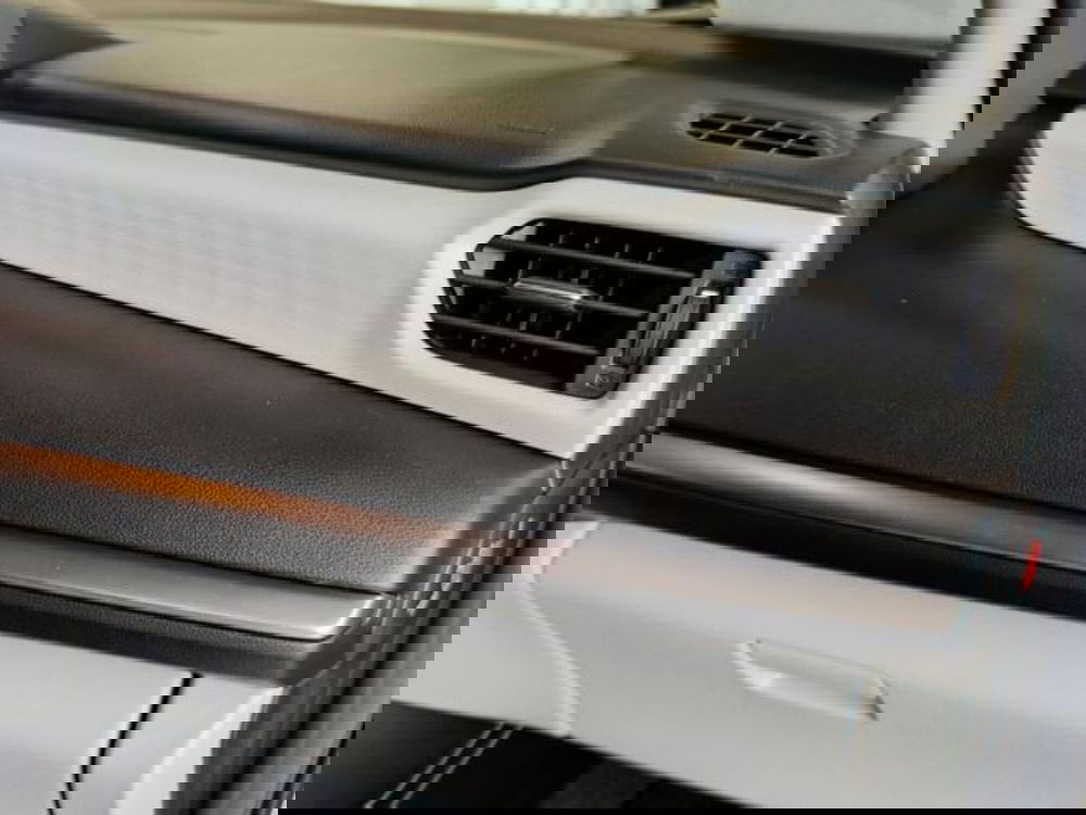 Suzuki Swift nuova a Varese (11)