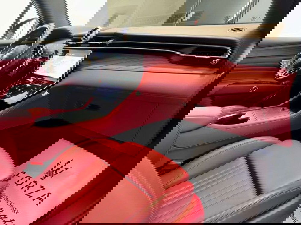 Maserati Grecale usata a Torino (12)