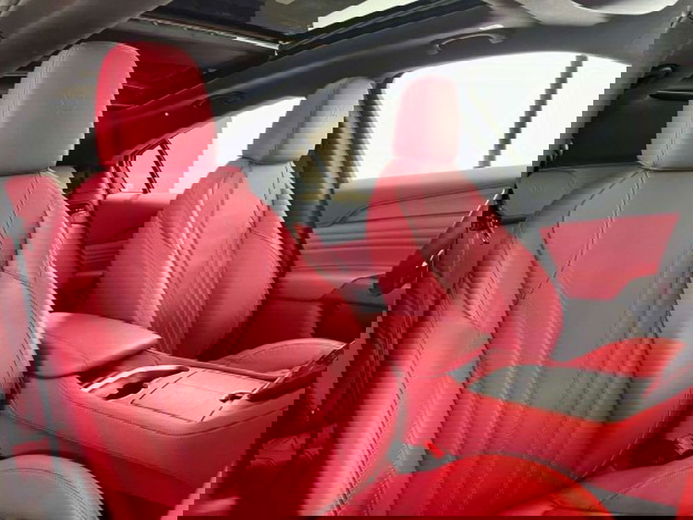 Maserati Grecale usata a Torino (13)