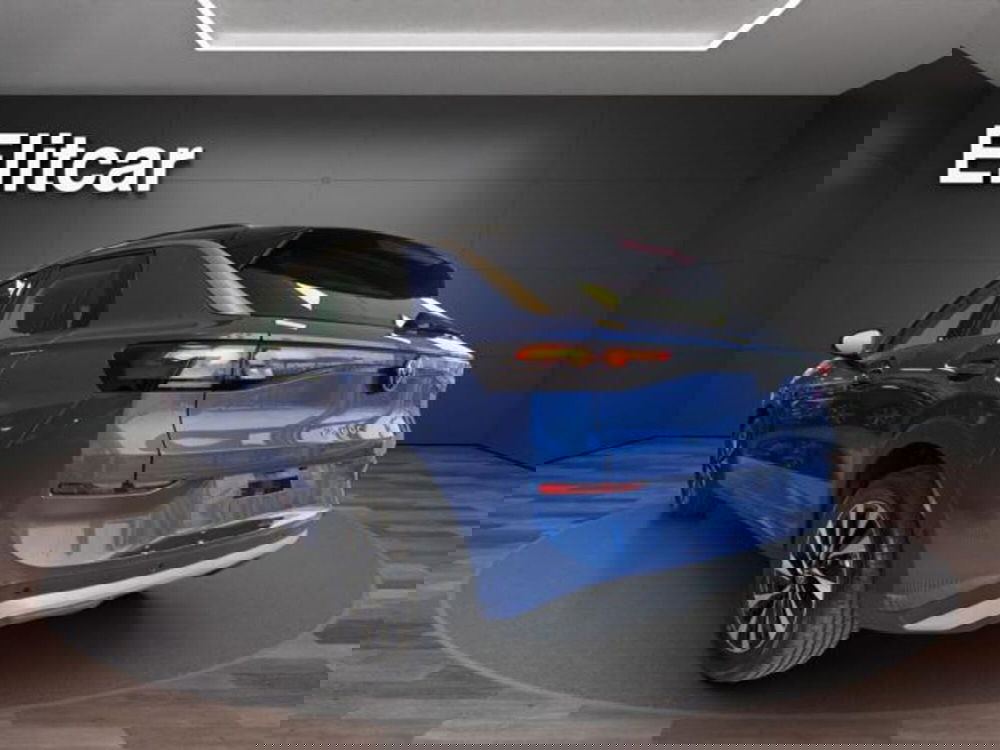 Volkswagen T-Roc nuova a Milano (5)