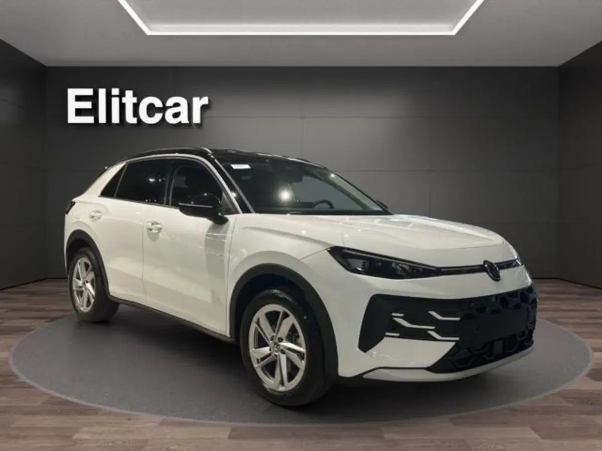 Volkswagen T-Roc nuova a Milano (2)