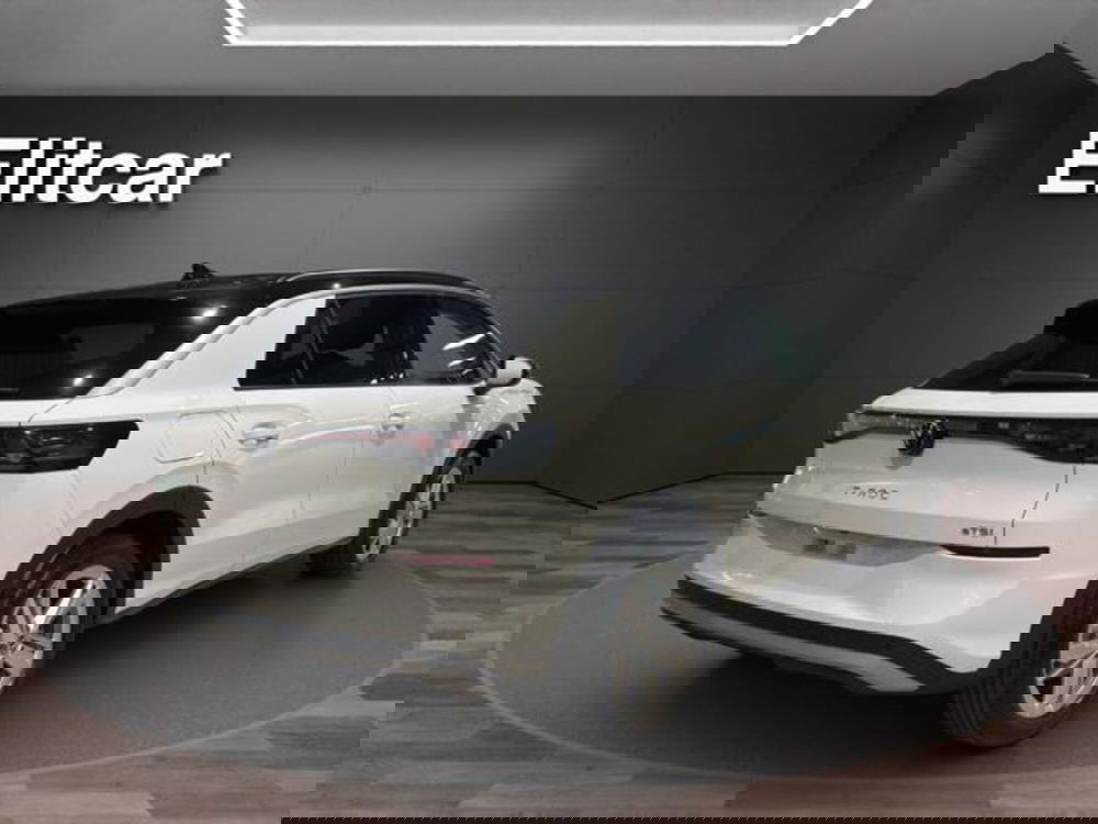 Volkswagen T-Roc nuova a Milano (4)