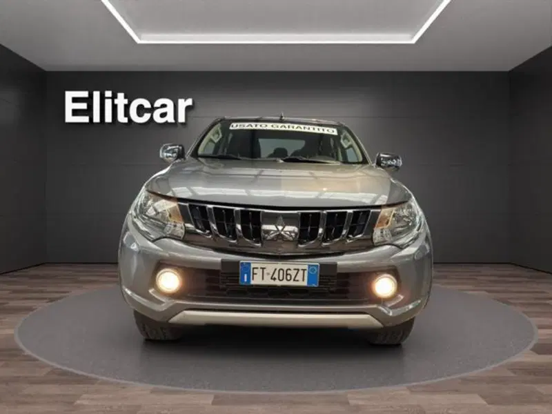 Mitsubishi L200 usata a Milano (2)