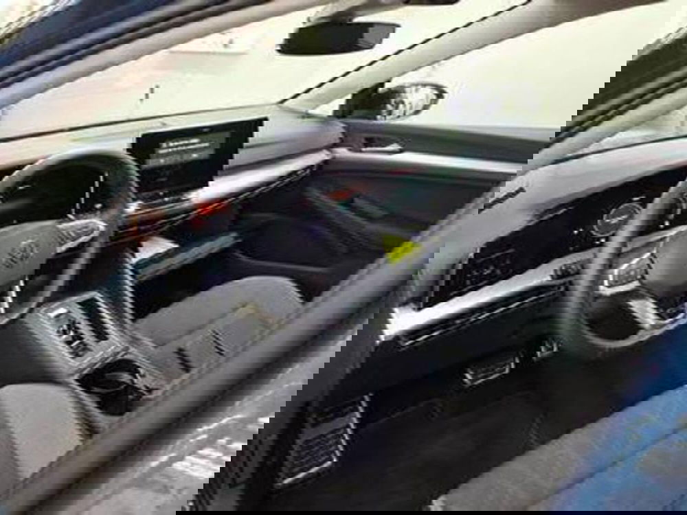 Volkswagen Golf Variant usata a Milano (4)