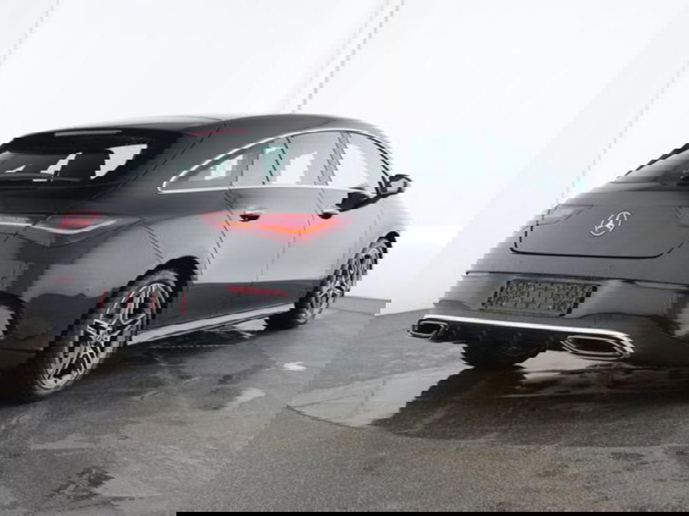 Mercedes-Benz CLA Shooting Brake usata a Milano (3)