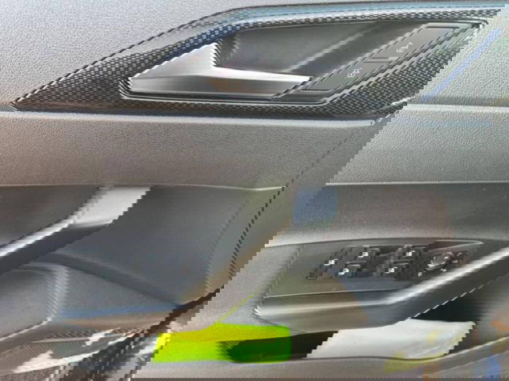 Volkswagen Polo usata a Milano (11)