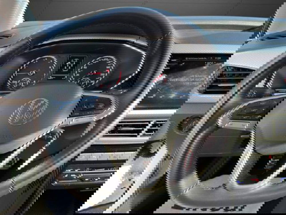 Volkswagen T-Cross usata a Milano (14)