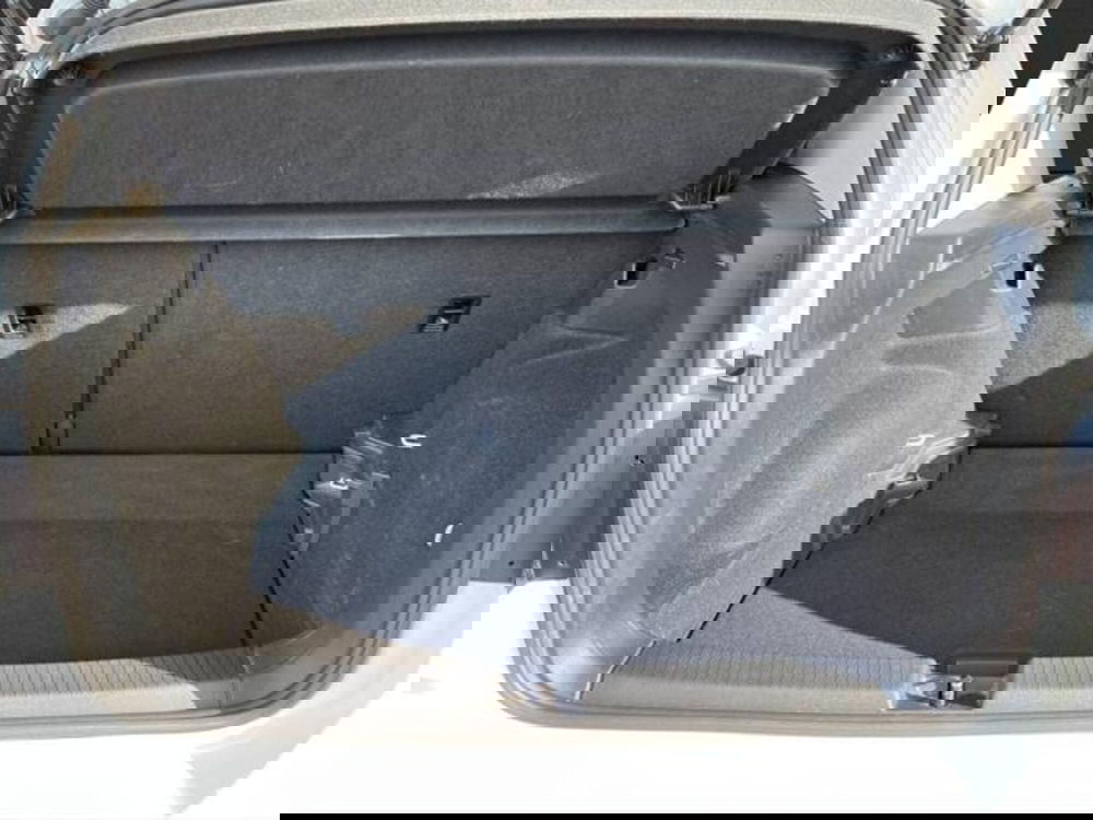 Volkswagen T-Cross usata a Milano (5)