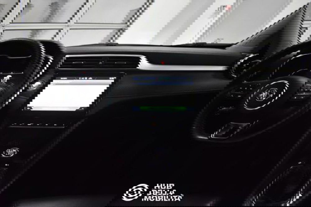 Mg ZS (2021-->) usata a Perugia (11)