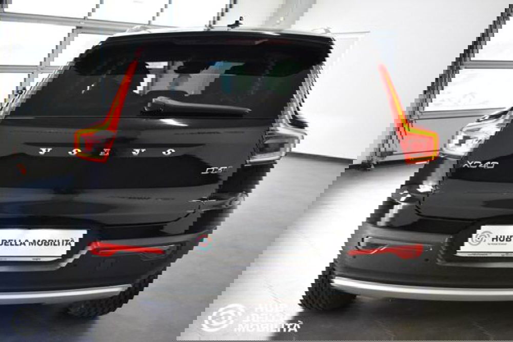 Volvo XC40 usata a Perugia (5)