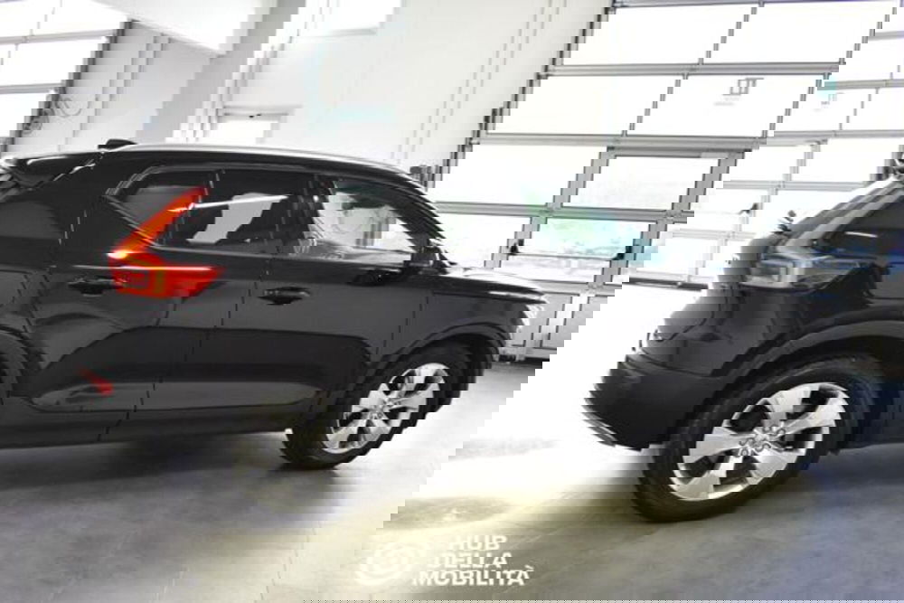 Volvo XC40 usata a Perugia (6)