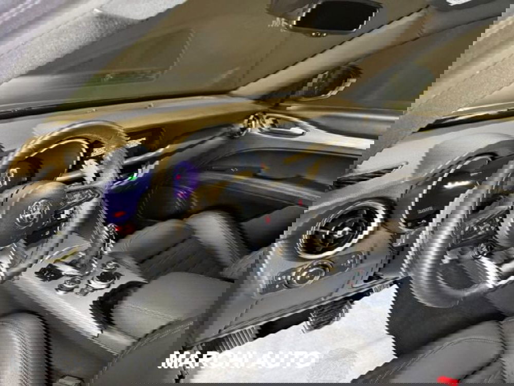 Alfa Romeo Stelvio usata a Perugia (10)