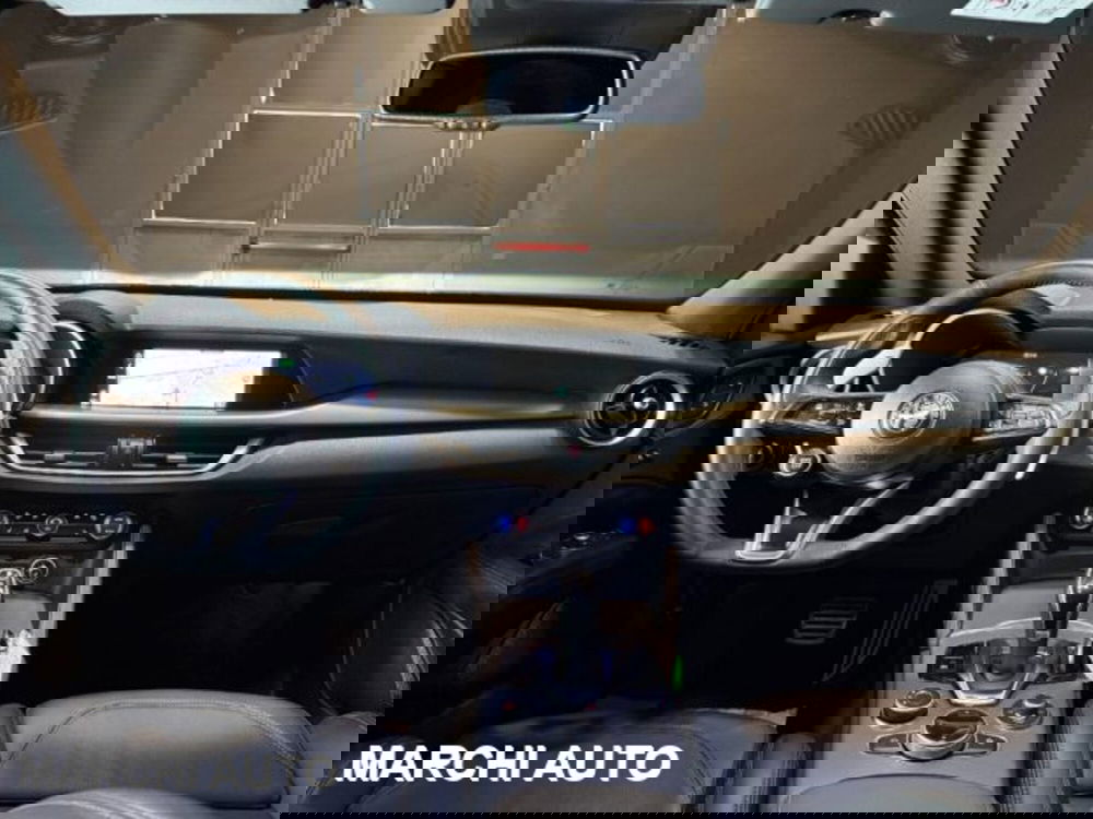 Alfa Romeo Stelvio usata a Perugia (13)