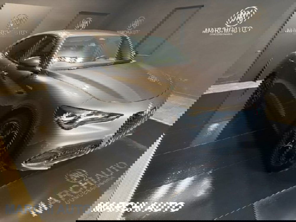 Alfa Romeo Stelvio usata a Perugia (3)