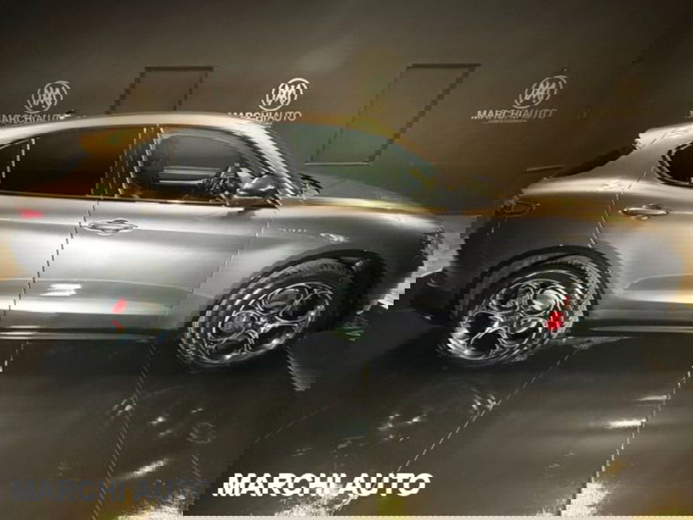 Alfa Romeo Stelvio usata a Perugia (4)