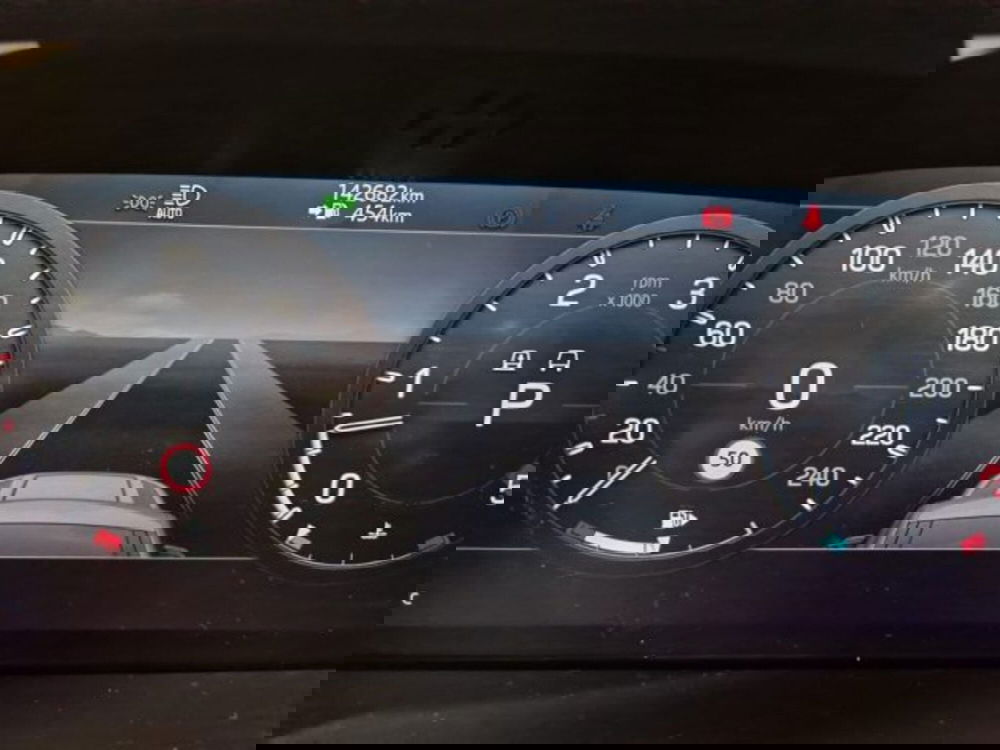 Land Rover Defender usata a Livorno (11)