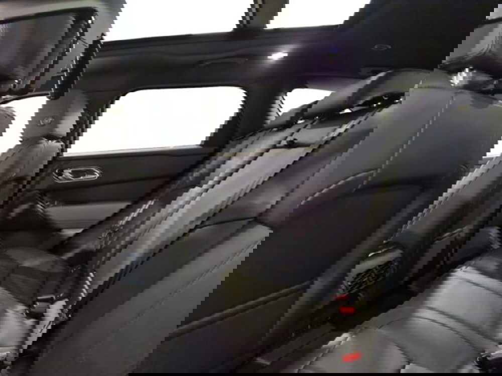 Land Rover Range Rover Velar usata a Livorno (7)