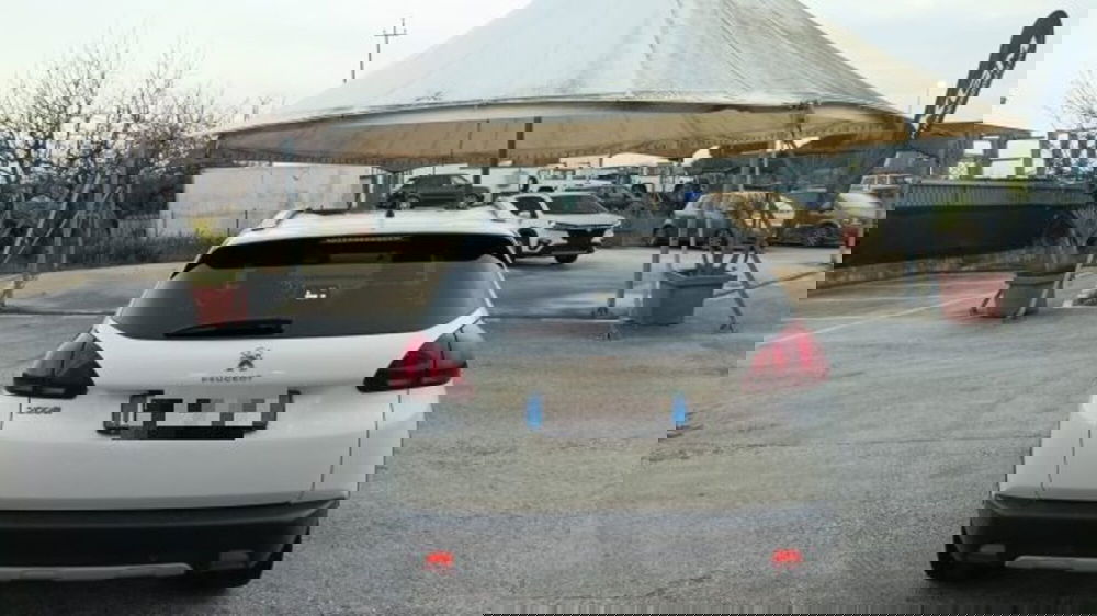 Peugeot 2008 usata a Macerata (4)