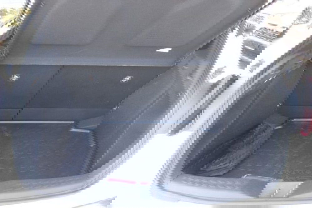 Toyota Toyota C-HR usata a Roma (11)