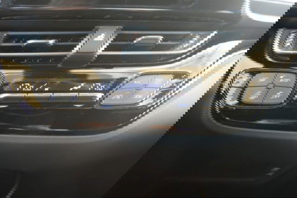 Toyota Toyota C-HR usata a Roma (19)