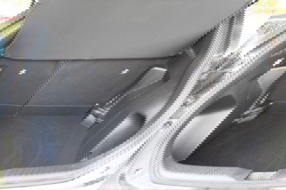 Toyota Yaris Cross usata a Roma (11)