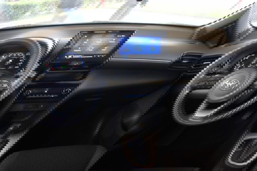 Toyota Yaris Cross usata a Roma (9)